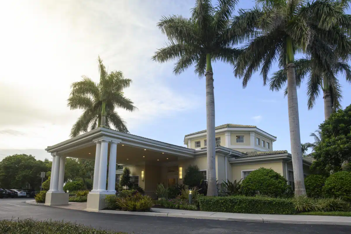 Futures of Palm Beach - Thumbnail 5