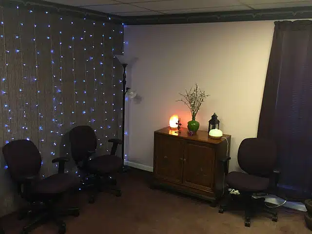 Helping Hands Recovery Center - Thumbnail 4