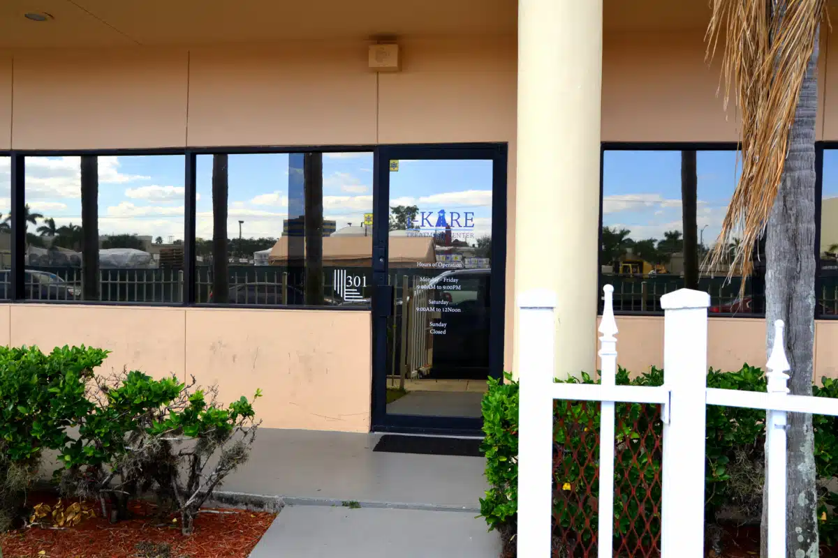 iKare Treatment Center LLC - Thumbnail 10